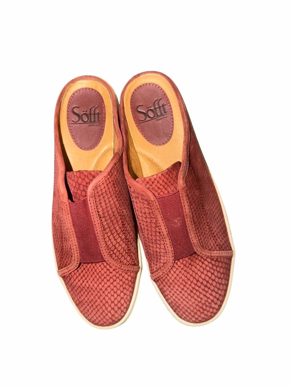Sofft Burgundy Women's Slip-On Mule Sneakers Size 6.5 M